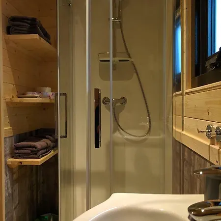 公寓 Rhoen 波彭豪森